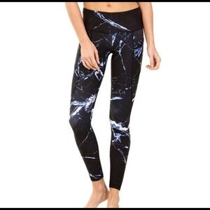 Marble Design Strut This Yoga Pant